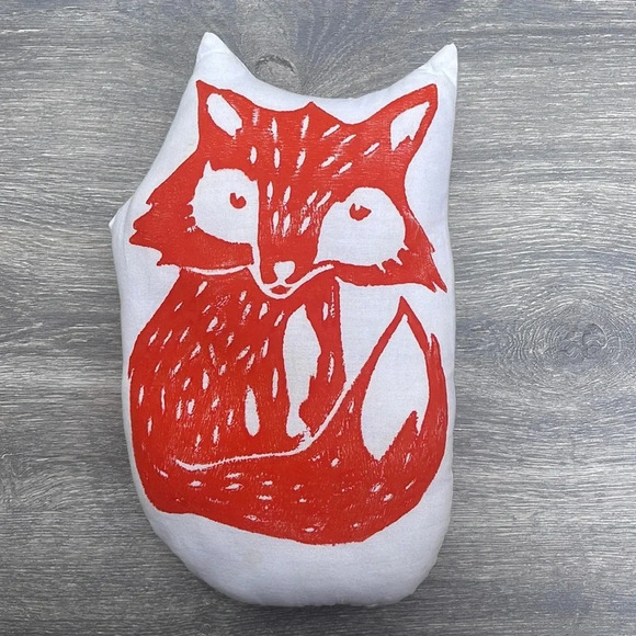 Fox Pillow - Picture 1 of 3